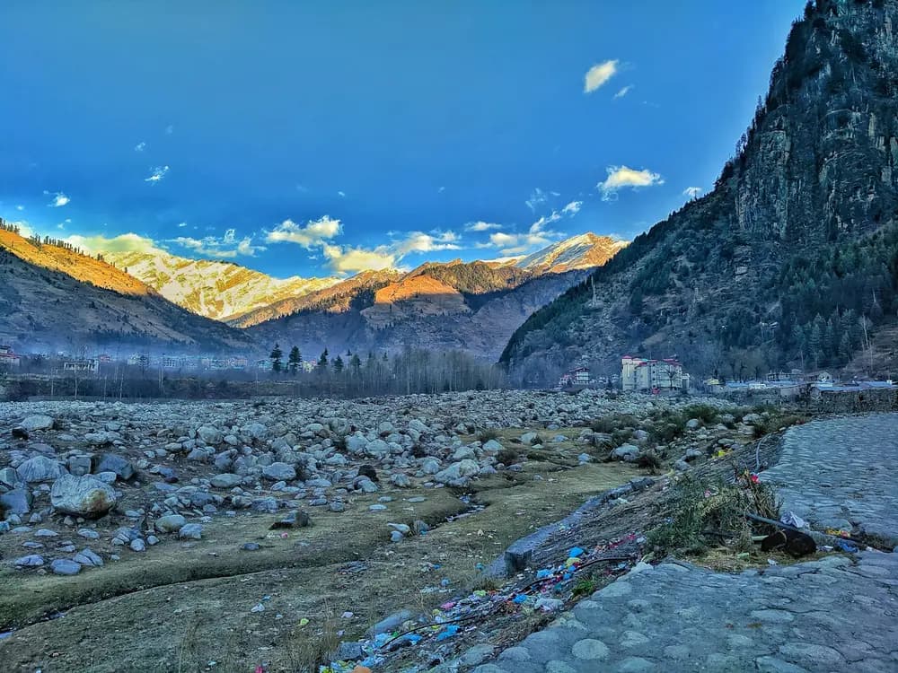Manali mountain landscape